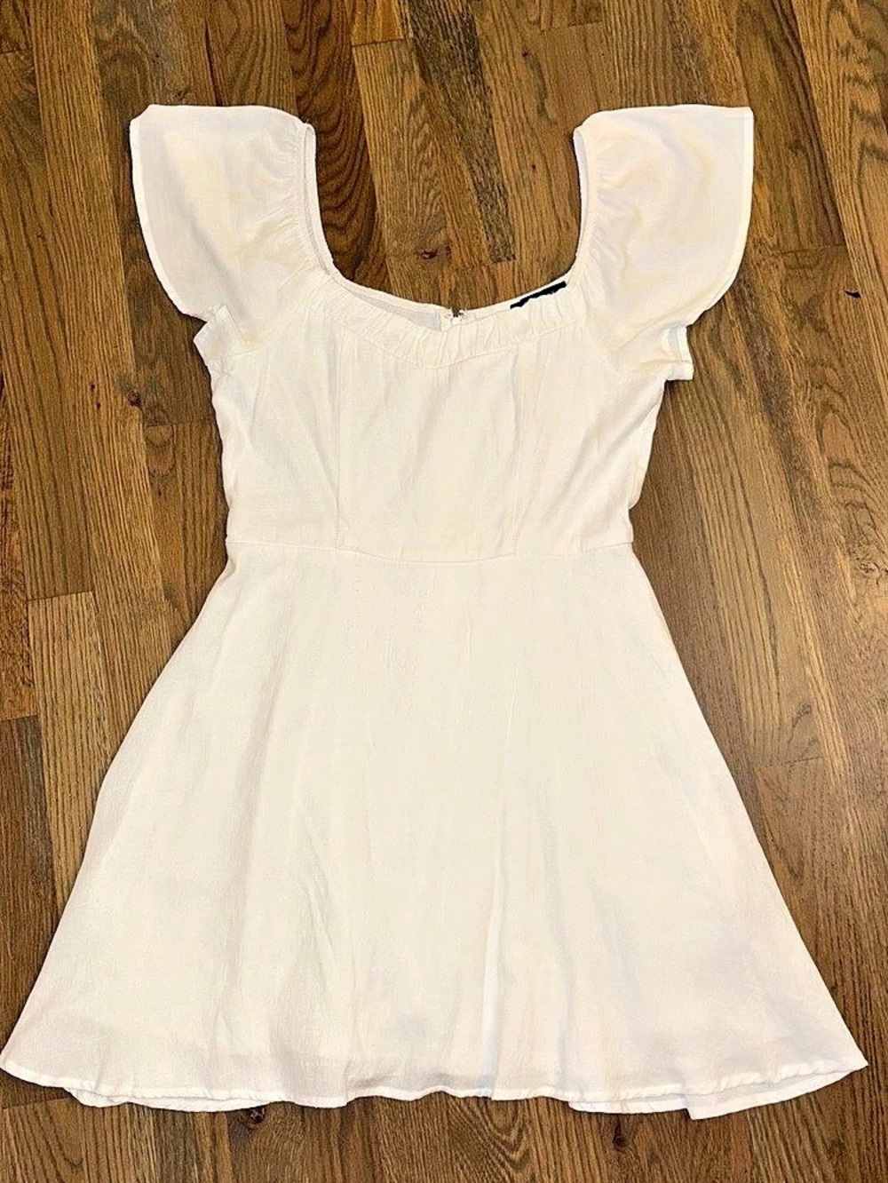 TRIXXI White Sweetheart Cap Sleeve Mini Sundress